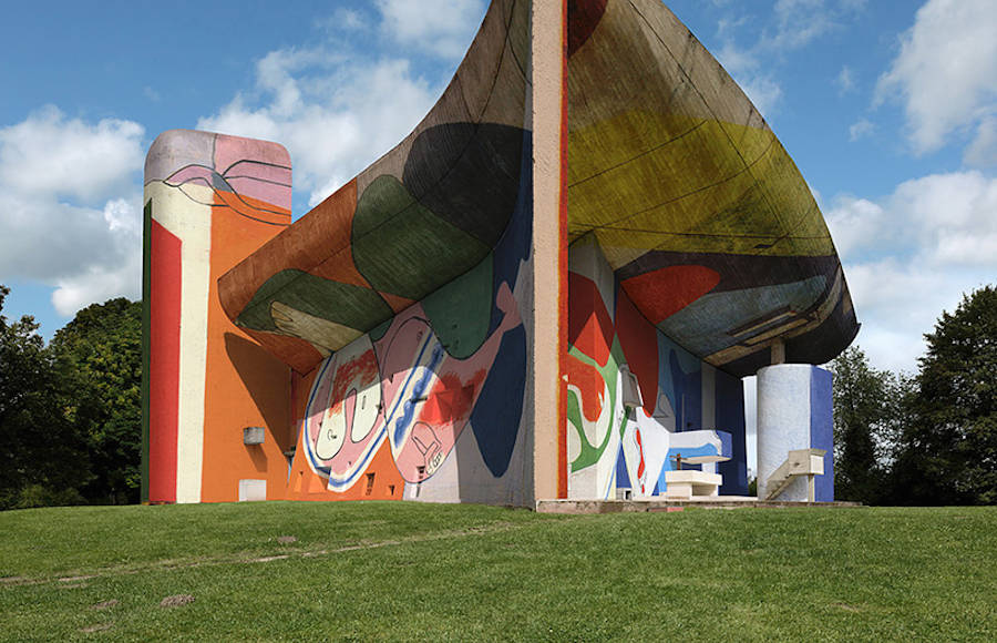 Le Corbusier’s Ronchamp Chapel Covered by Graffiti