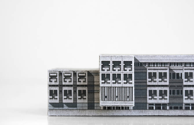 Ultra-Detailed Paper Models of Parisian Buildings