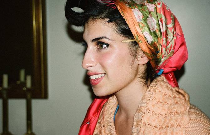 Unseen Pictures of Amy Winehouse Before the Fame