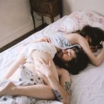 touchingandintimatephotographsofcouples-11