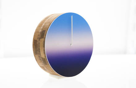 Smart Clock: See your Daytime in Colors