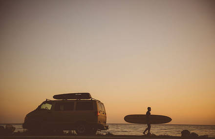 Unusual & Poetic Pictures of Surfers