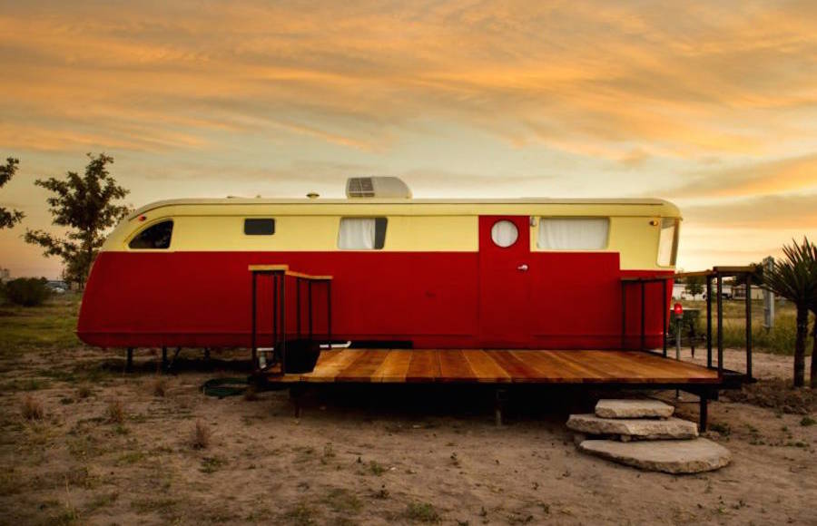 Unexpected Nomadic Hotel in Texas