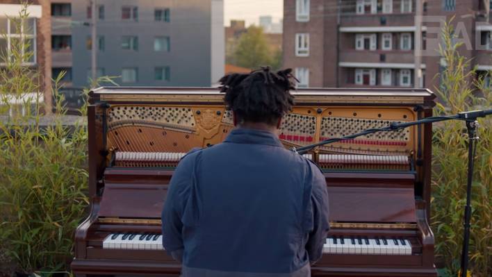 Sampha Performs his New Song on a London Rooftop