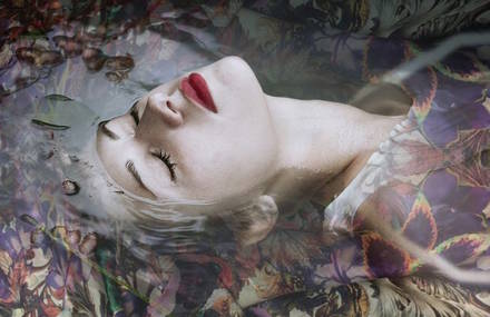 Poetic Painting-like Series of Portraits Photography