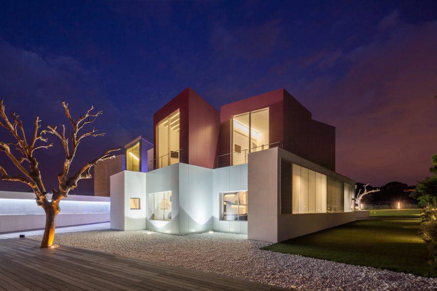 Superb-Geometric-House-in-Madrid0-900x60