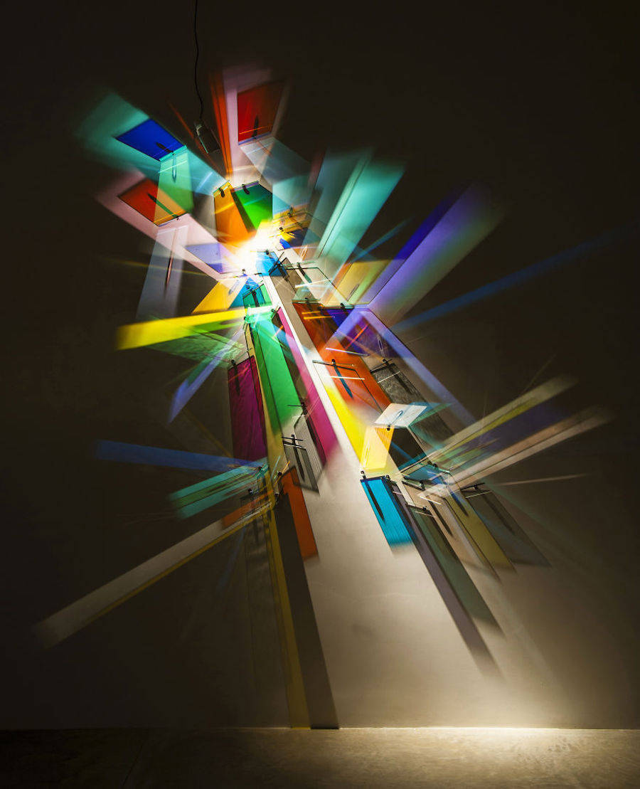 Stunning Paintings Made with Refracting Light Media