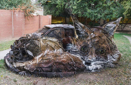 Inventive Trash Sculptures of Animals