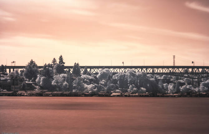 Photographical Exploration of the US in Infrared