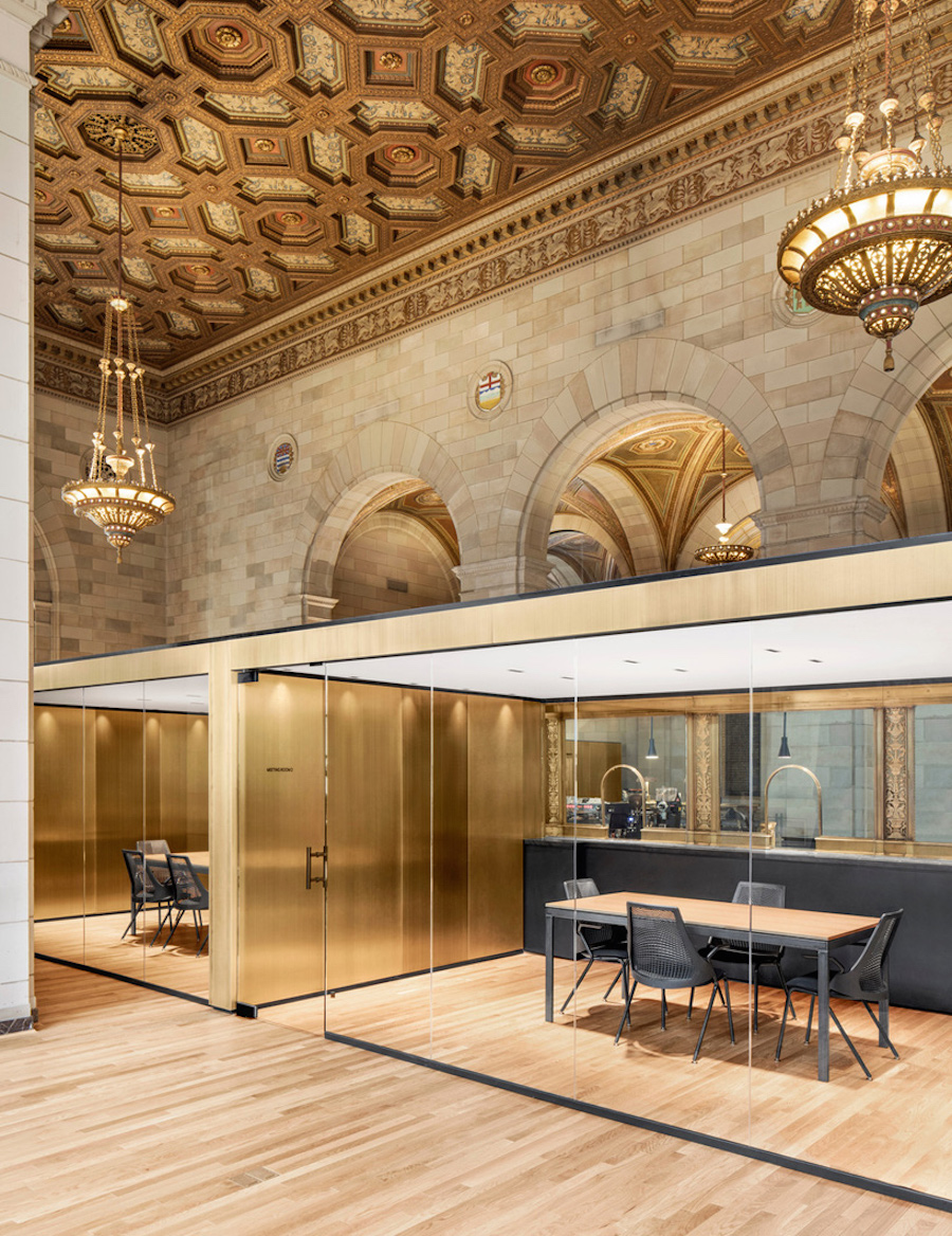 bank-5 – Fubiz Media