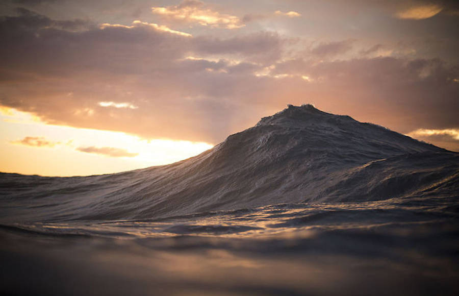Impressive Photographs of Waves Looking Like Mountains