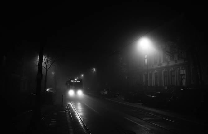 Mysterious Black and White Urban Scenes in the Fog