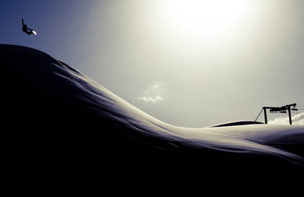 Incredible Snowboard Session Photographs by Silvano Zeiter