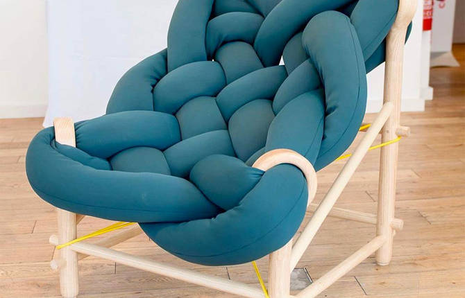 Comfy Oversized Woven Chair by Veega Tankun
