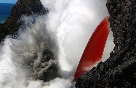 Incredible Encounter Between Hawaii Volcano and the Sea