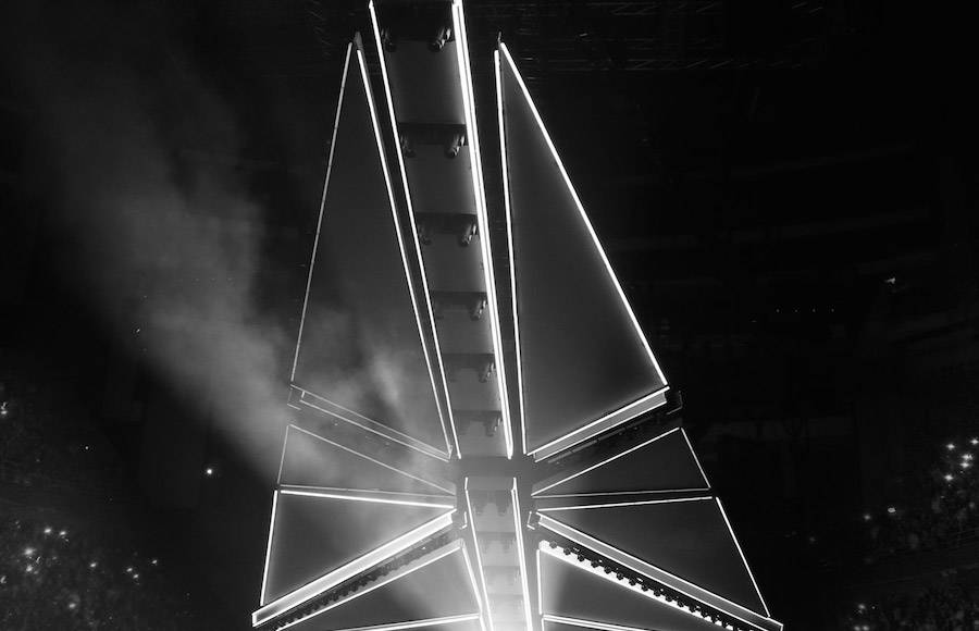 The Weeknd’s Incredible Origami Structure for the Starboy Tour