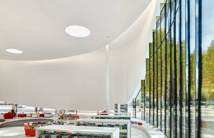 Futuristic Media Library in Thionville, France
