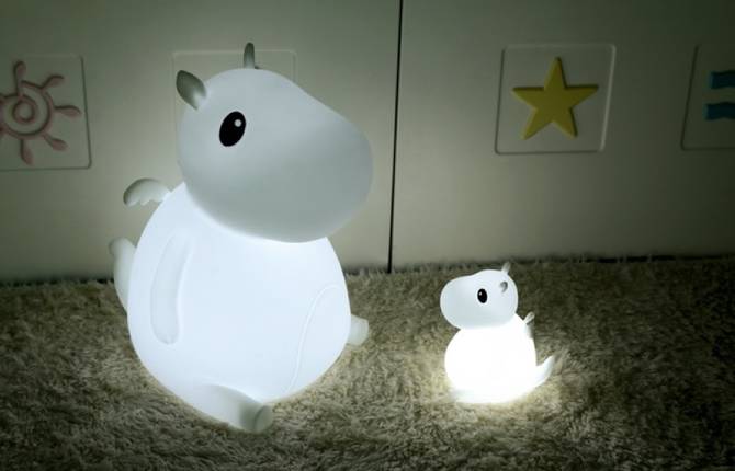 Adorable Lamp Controlled by a Smartphone App