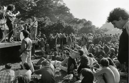 Photographs of Hippie Culture in San Francisco by Elaine Mayes