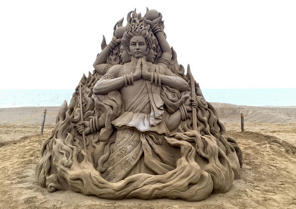 sandsculptures3.jpg