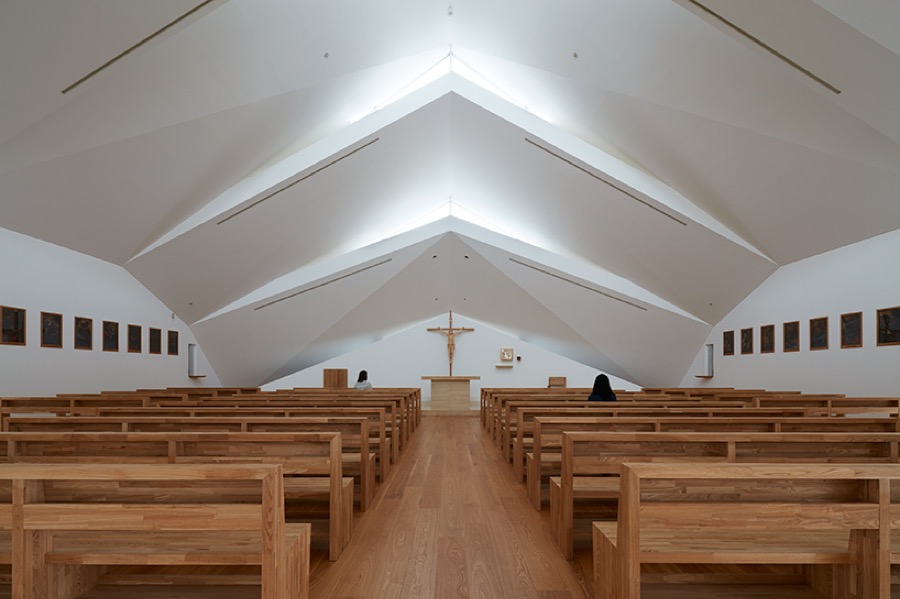 alphavillechurchfubiz6.jpg