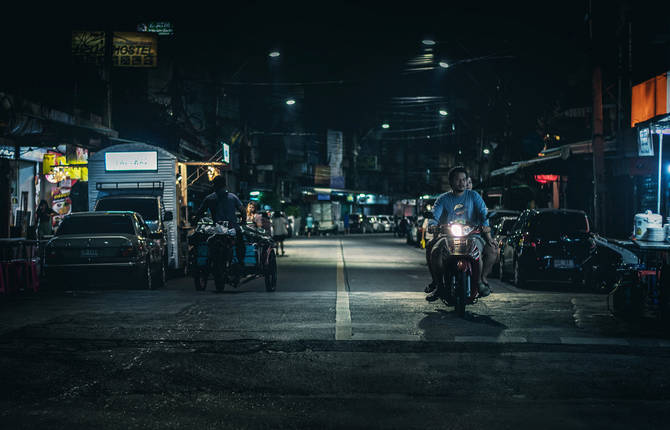 Enchanting Photographs of Bangkok at Night