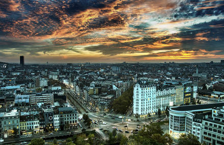Vibrating Brussels Citylights by Mathias Mattéo