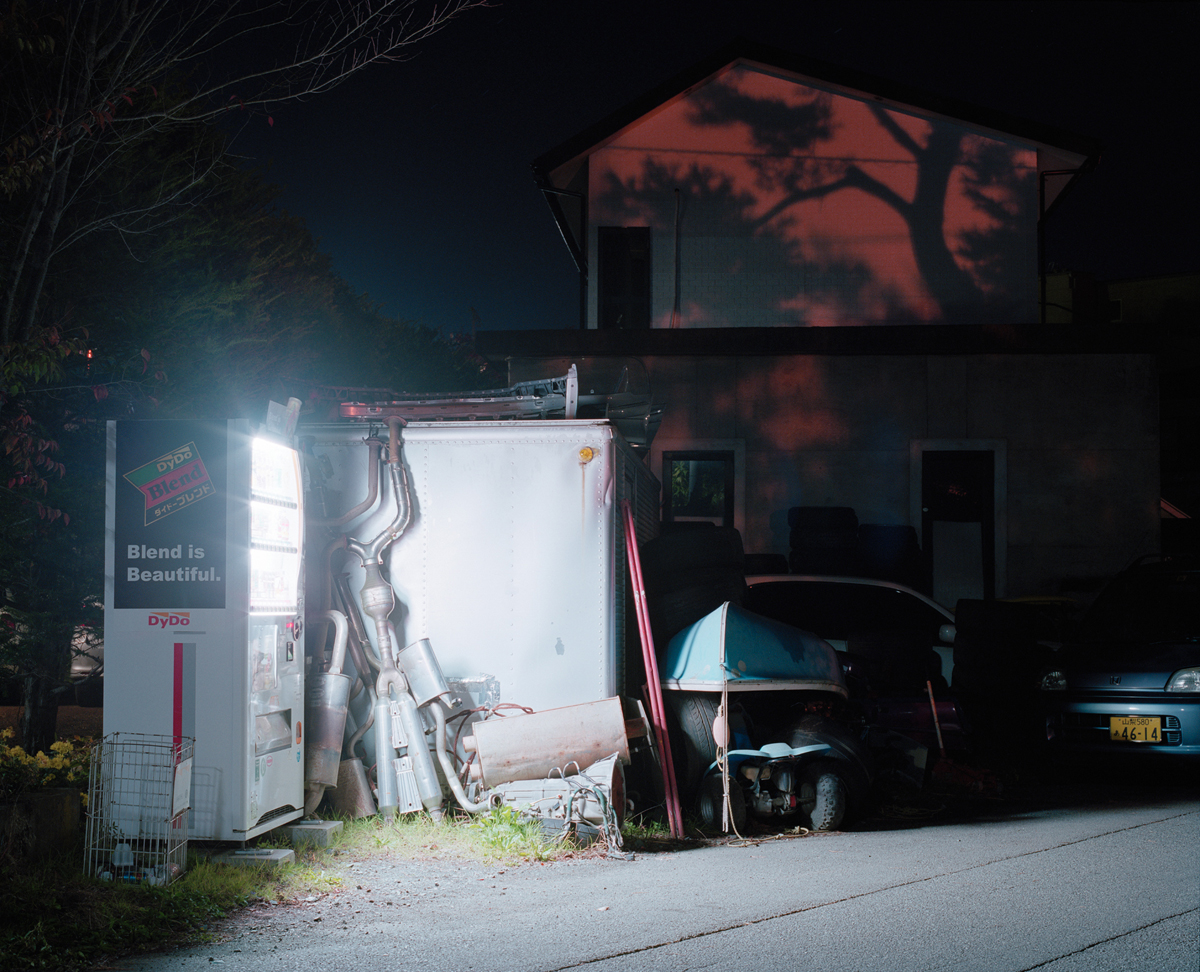 content_fubiz-benedikt-partenheimer-VENDING_MACHINE_02.jpg