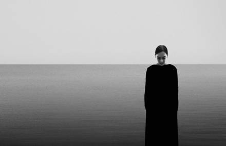 Intense Black and White Photographies by Noell Oszvald