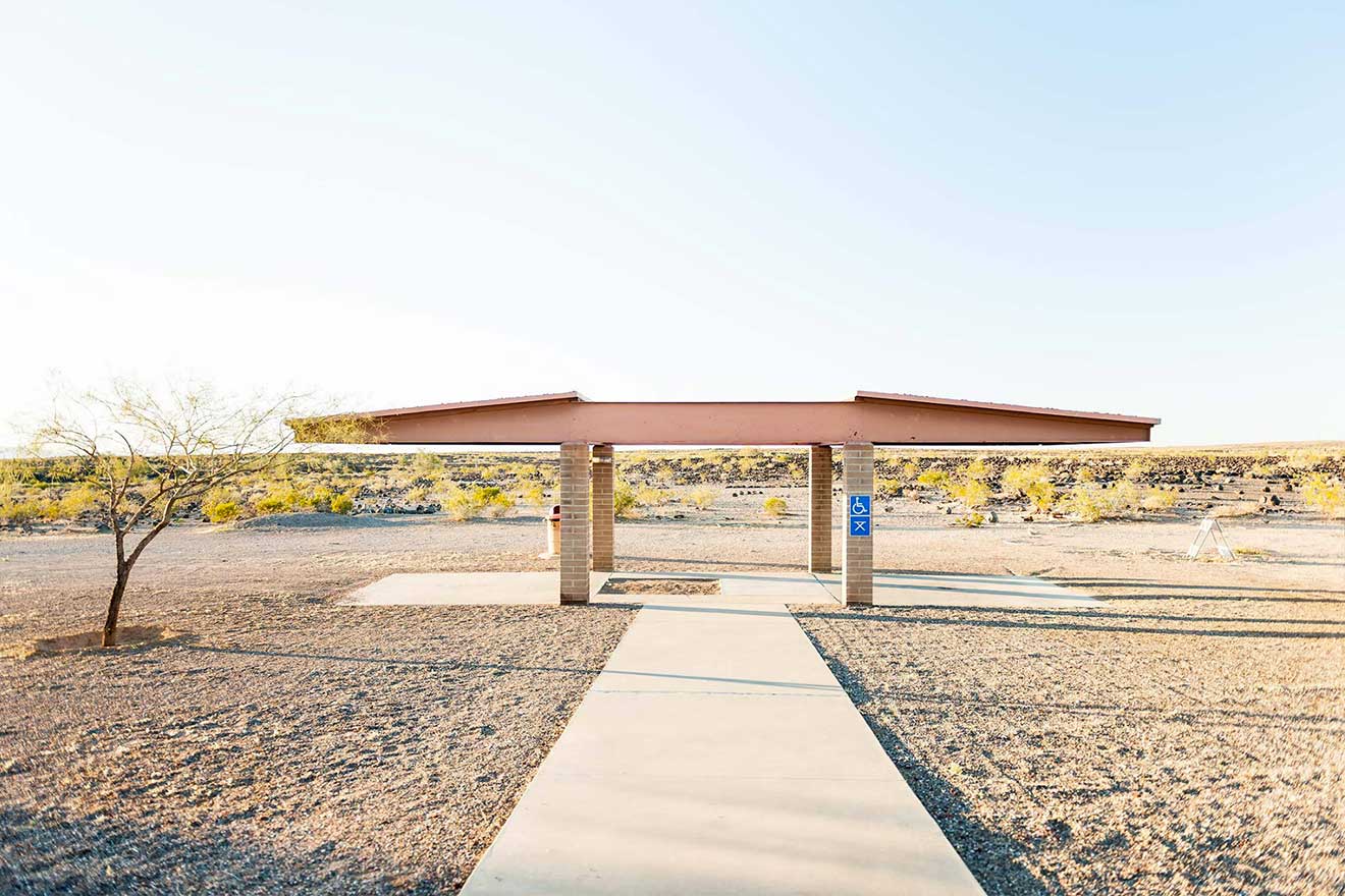 fubiz-nicolo-sertorio-rest-stops-06.jpg