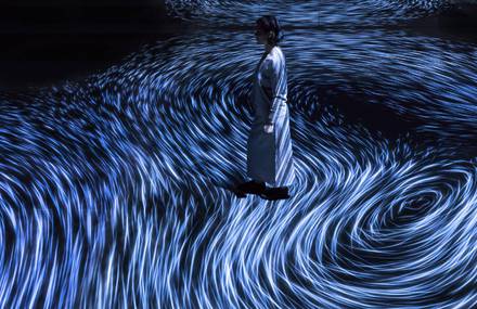 Amazing Installation about Movement and Vortex