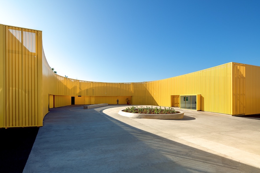 Discover This Surprising Yellow High School in Los Angeles