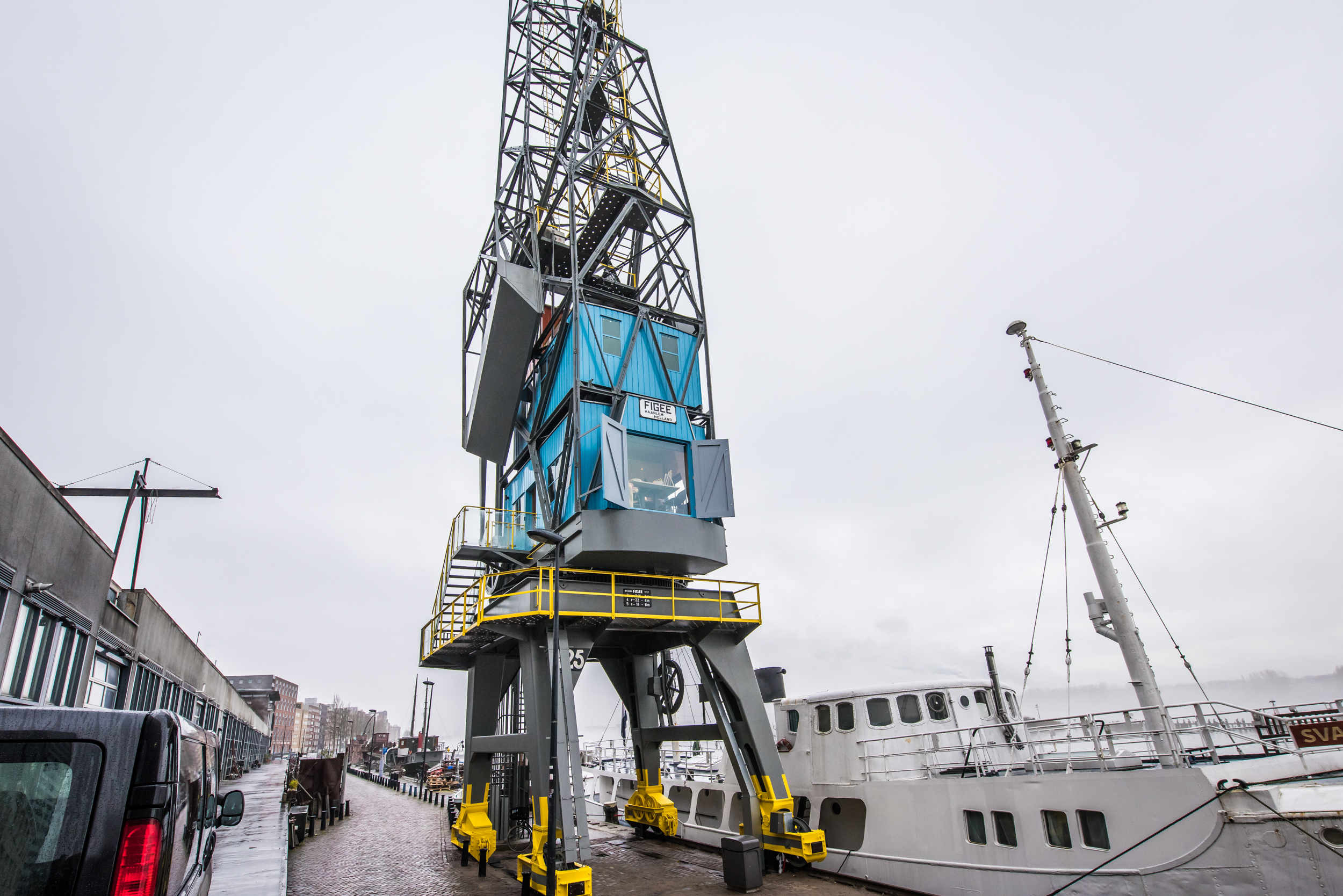 Surprising Crane Apartment in the Amsterdam Harbor