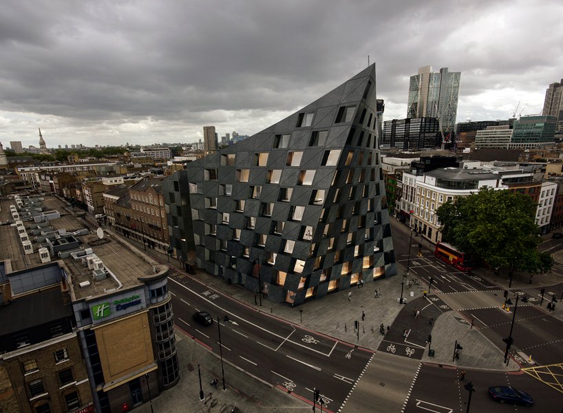 An Incredible Hotel with Twisted Shapes