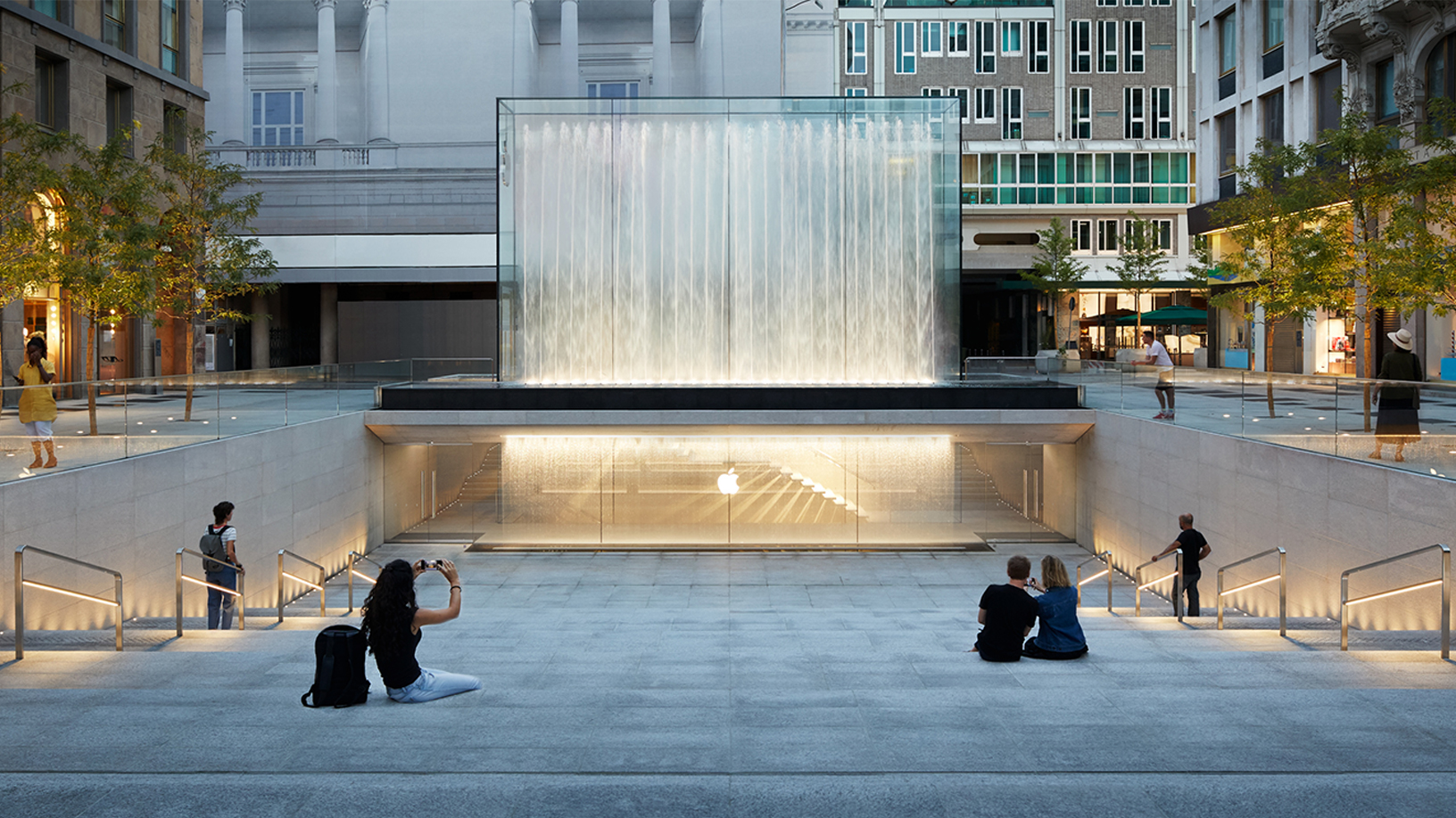 New Apple Piazza Liberty in Milan