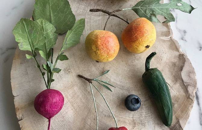 Hyper-Realistic Paper Fruit & Vegetables