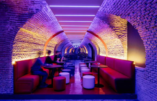 Mesmerizing Underground Bar in Madrid