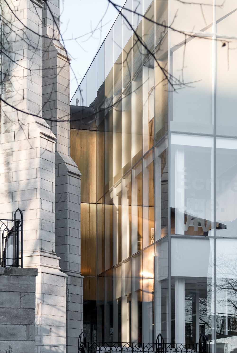 Québec City House of Literature: New Design and Old Patrimoine Combined