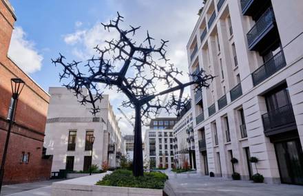 Impressive Aluminium Tree in London