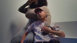 Eddy de Pretto feat Yseult – Pause x Kiss