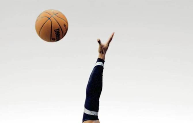 Adidas : It’s on Me for We