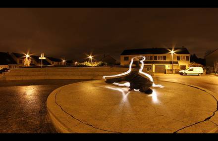 Houlk – Lightpainting Bboying