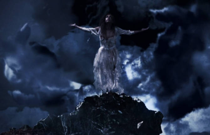 Kanye West – Coldest Winter