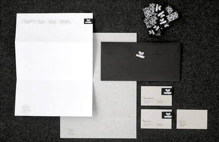 Branding of snagly