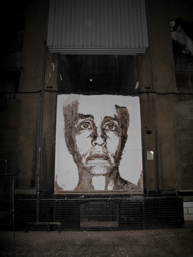 vhils8