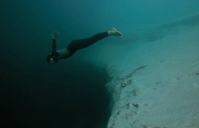 Underwater Base Jump