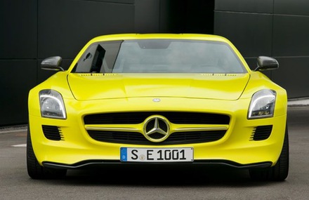 Mercedes SLS AMG