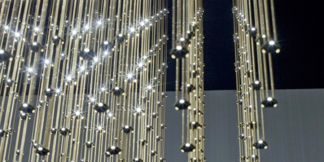 swarm-light_4