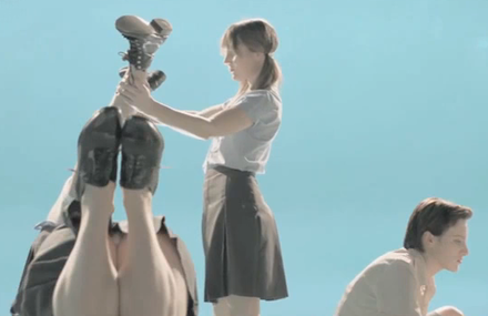 Klaxons – Twin Flames