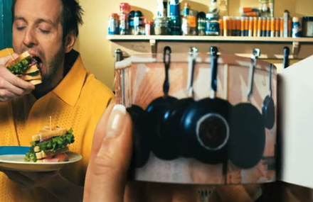 Kraak & Smaak – Squeeze Me
